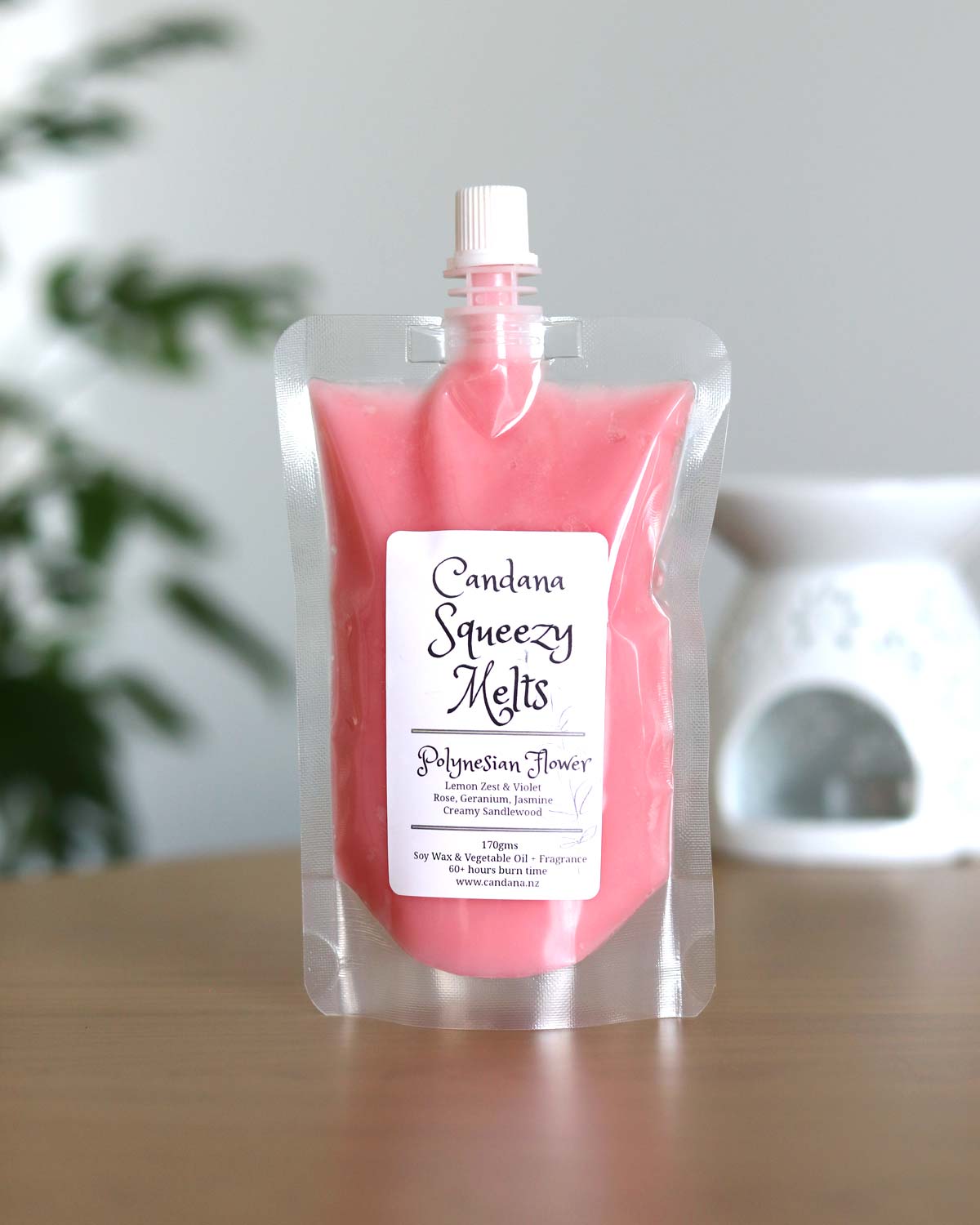 candana-nz-squeezy-wax-melts-polynesian-flower-3